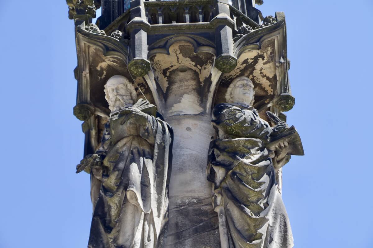 Paradiesbrunnen Aachen schöne Altstadt