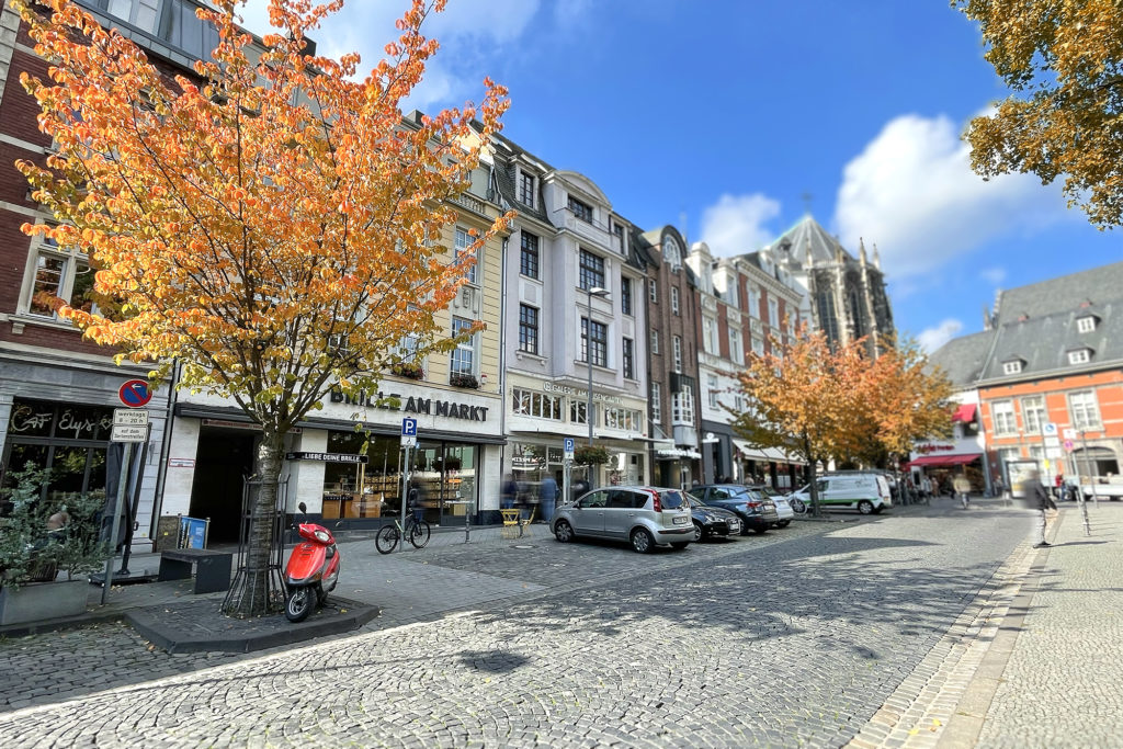 aachen-altstadt-hartmannstrasse-brille-am-markt-galerie-am-elisengarten-herbst-2022